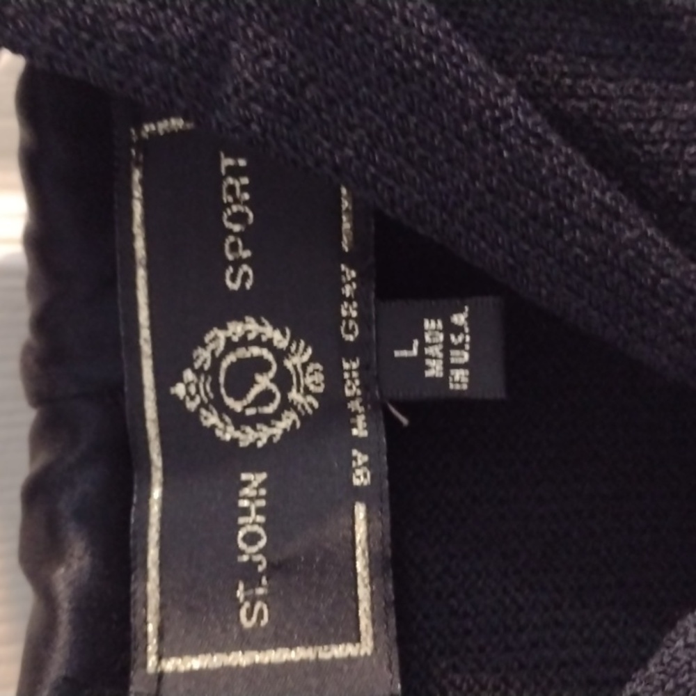 St. John Black Hooded Zip Cardigan - Picture 2 of 3